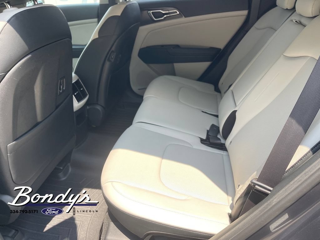 Used 2024 Kia Sportage EX FWD image 11