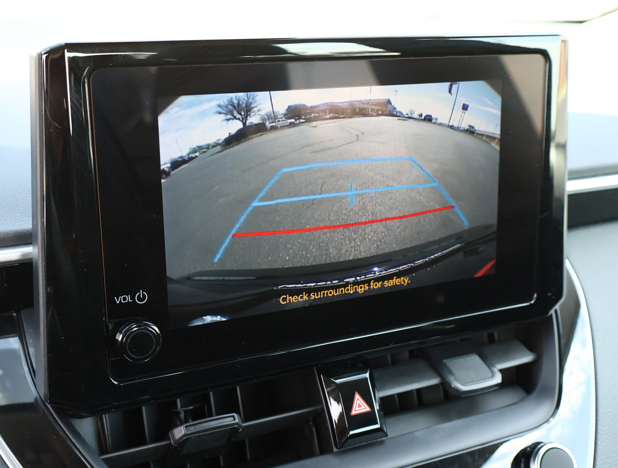 Used 2024 Toyota Corolla LE FWD image 5