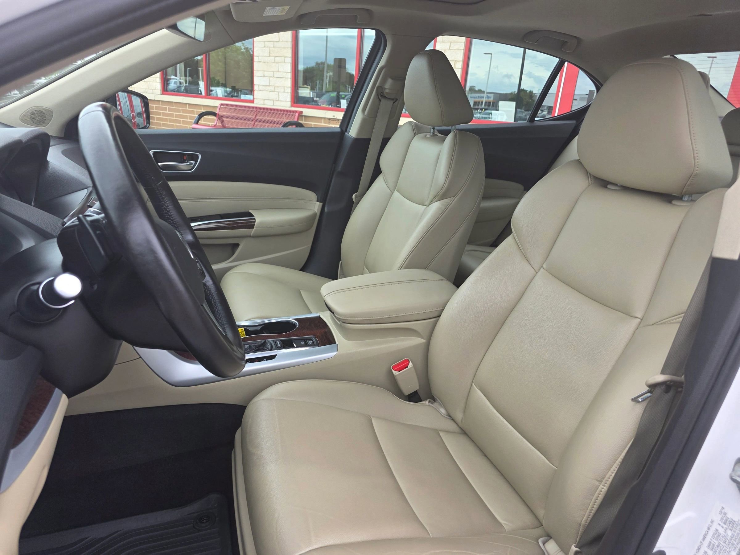 Used 2019 Acura TLX image 9