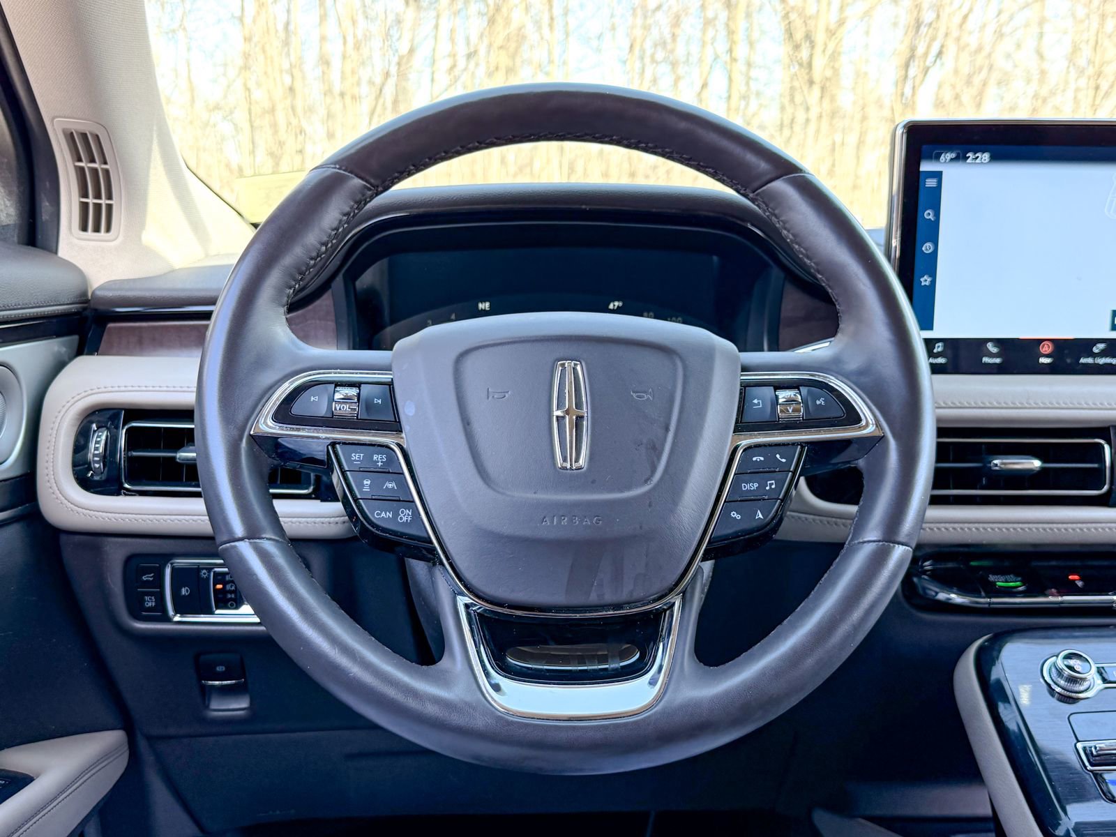 Used 2023 Lincoln Nautilus Reserve w/ Equipment Group 202A image 34