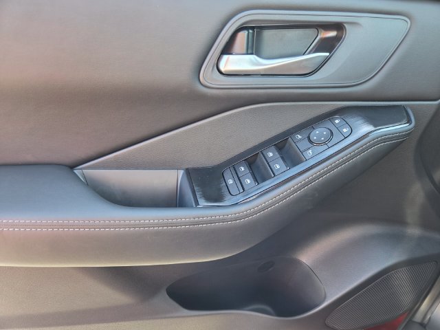 New 2026 Nissan Rogue SV FWD image 20