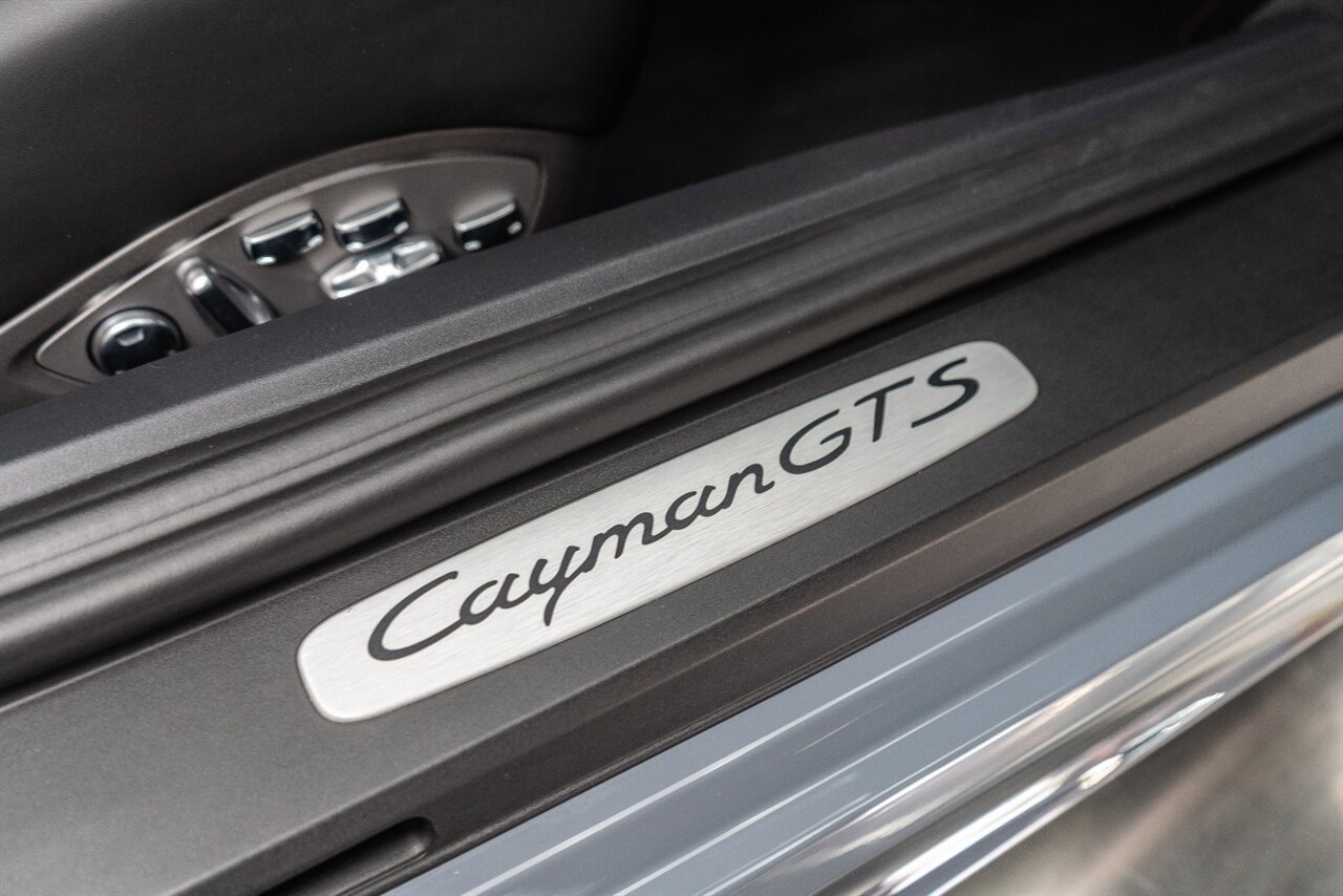 Used 2024 Porsche 718 Cayman GTS RWD image 41