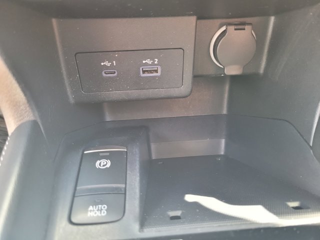 Certified 2023 Nissan Kicks SV FWD image 25