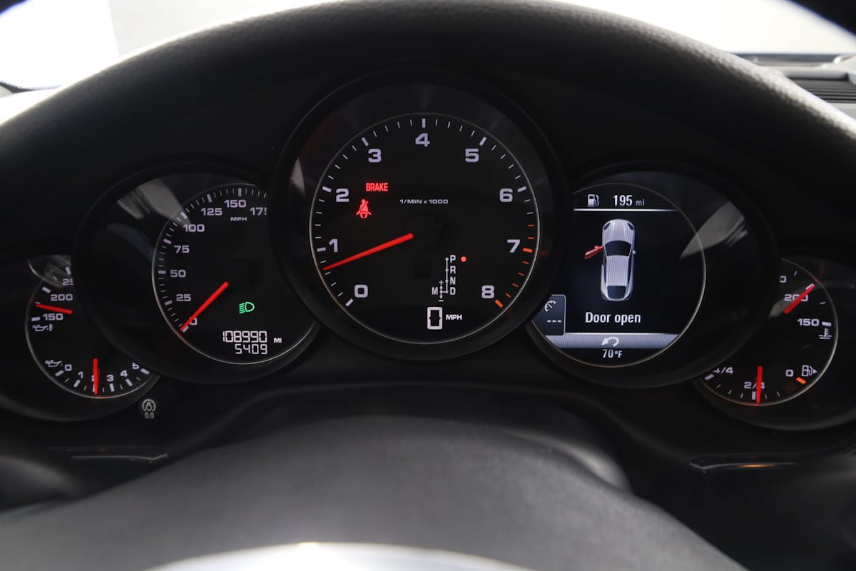 Used 2016 Porsche Panamera 4 Edition AWD/4WD image 18
