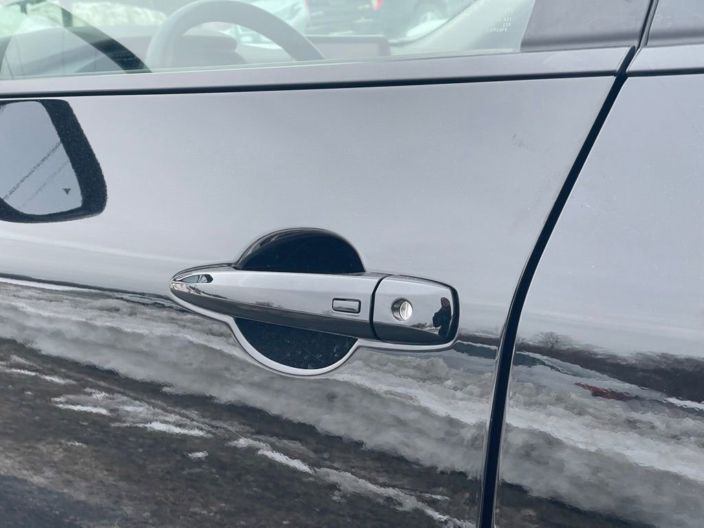 Certified 2023 Nissan Rogue SV w/ SV Premium Package image 27