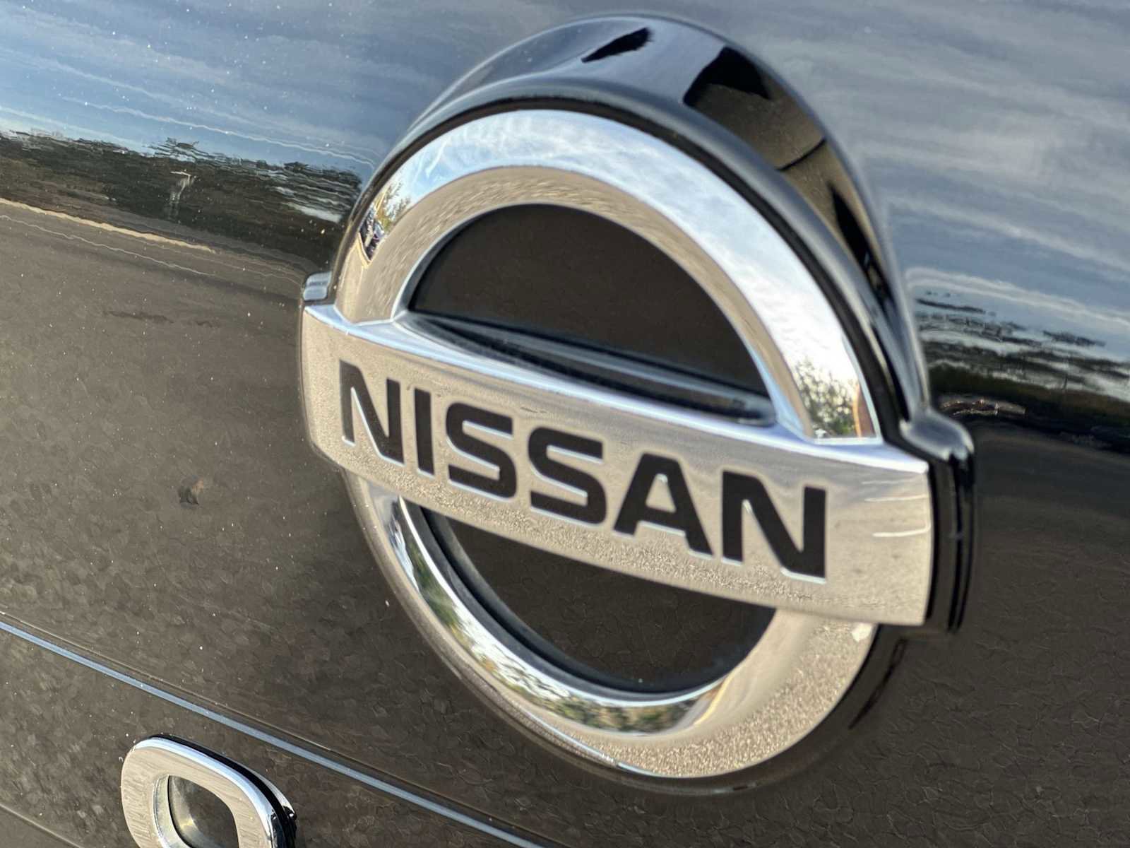 Used 2021 Nissan Rogue SL image 10