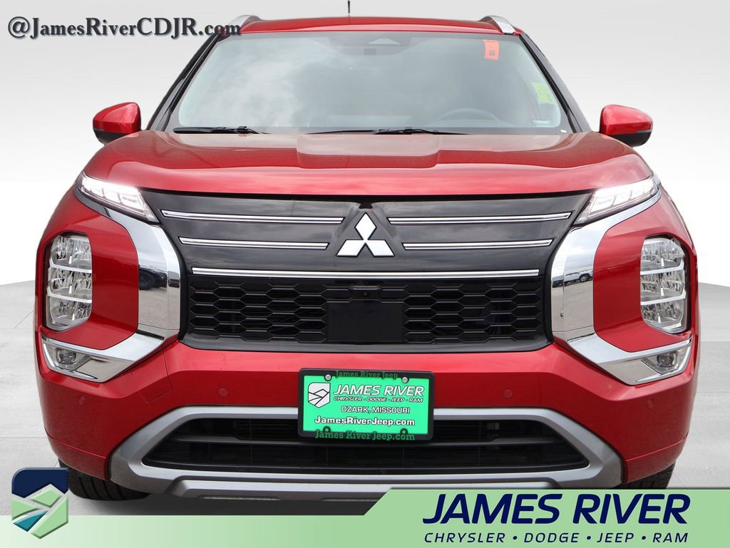 Used 2025 Mitsubishi Outlander SEL image 7