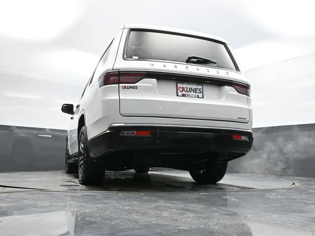 Used 2024 Jeep Wagoneer Series II AWD/4WD image 54