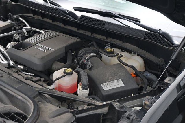 Used 2021 Chevrolet Silverado 1500 LTZ AWD/4WD image 43