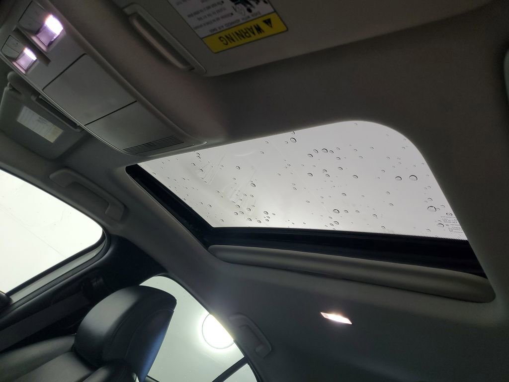 Used 2021 MAZDA MAZDA3 s image 32