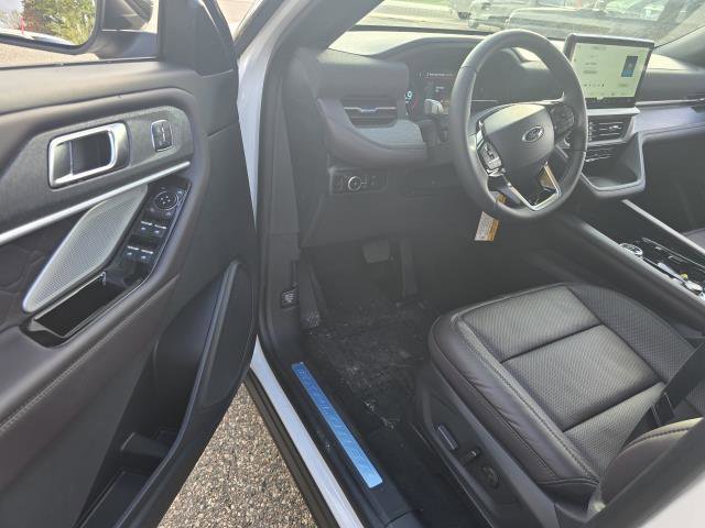 New 2026 Ford Explorer Platinum image 13