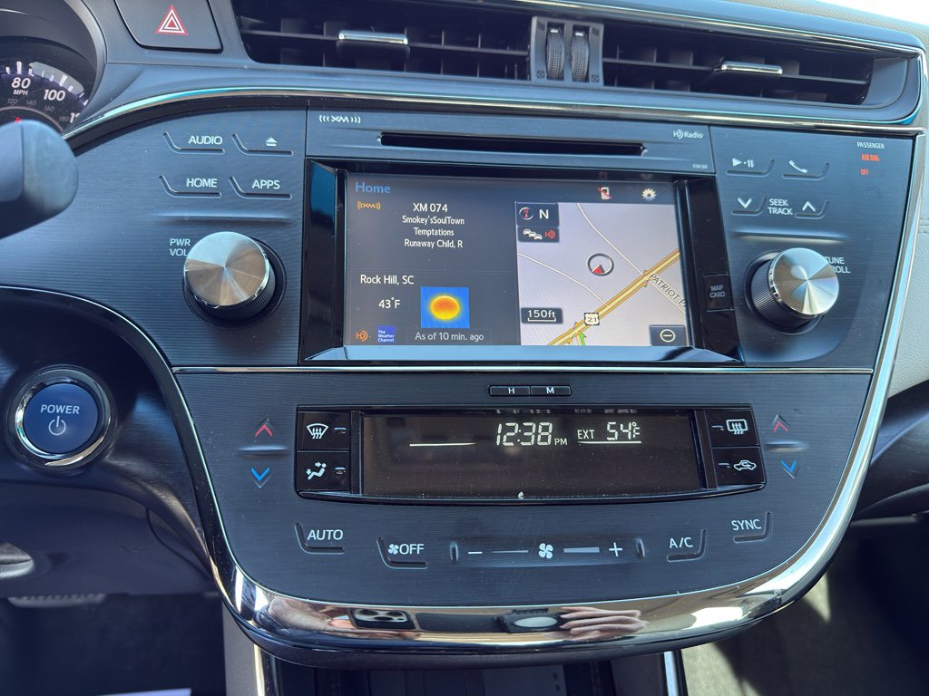 Used 2016 Toyota Avalon XLE Premium image 18