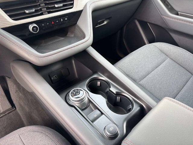 New 2027 Ford Explorer Active RWD image 27