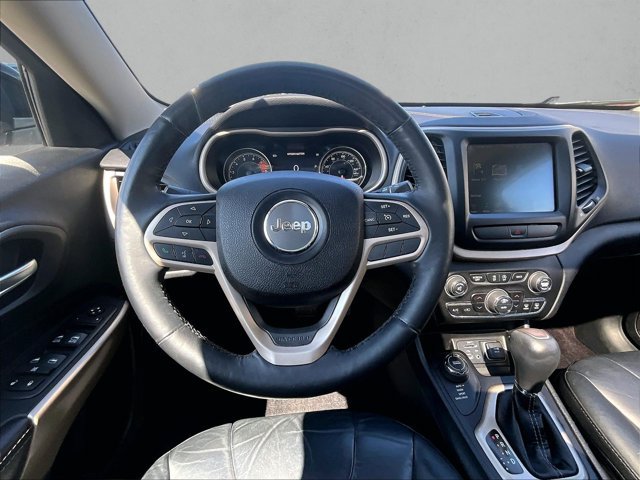 Used 2017 Jeep Cherokee High Altitude AWD/4WD image 7