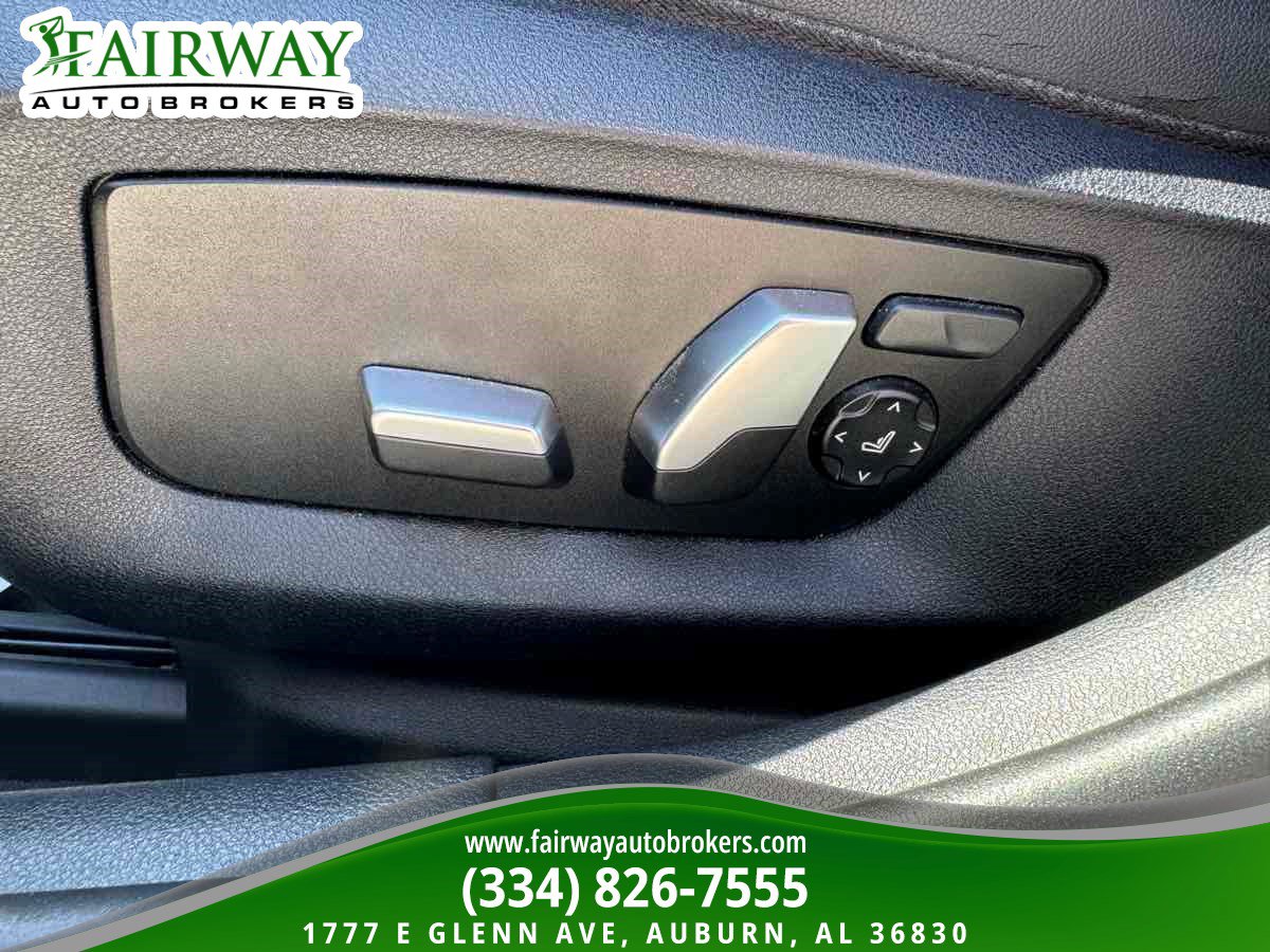 Used 2019 BMW 530i RWD image 16