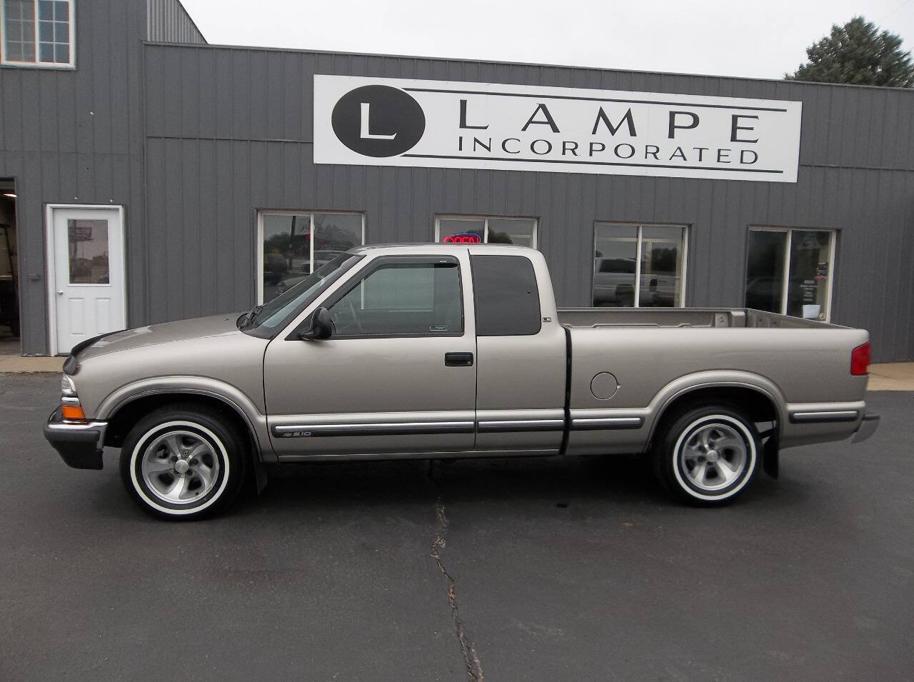 Used 1998 Chevrolet S10 Pickup LS w/ Preferred Equipment Group
