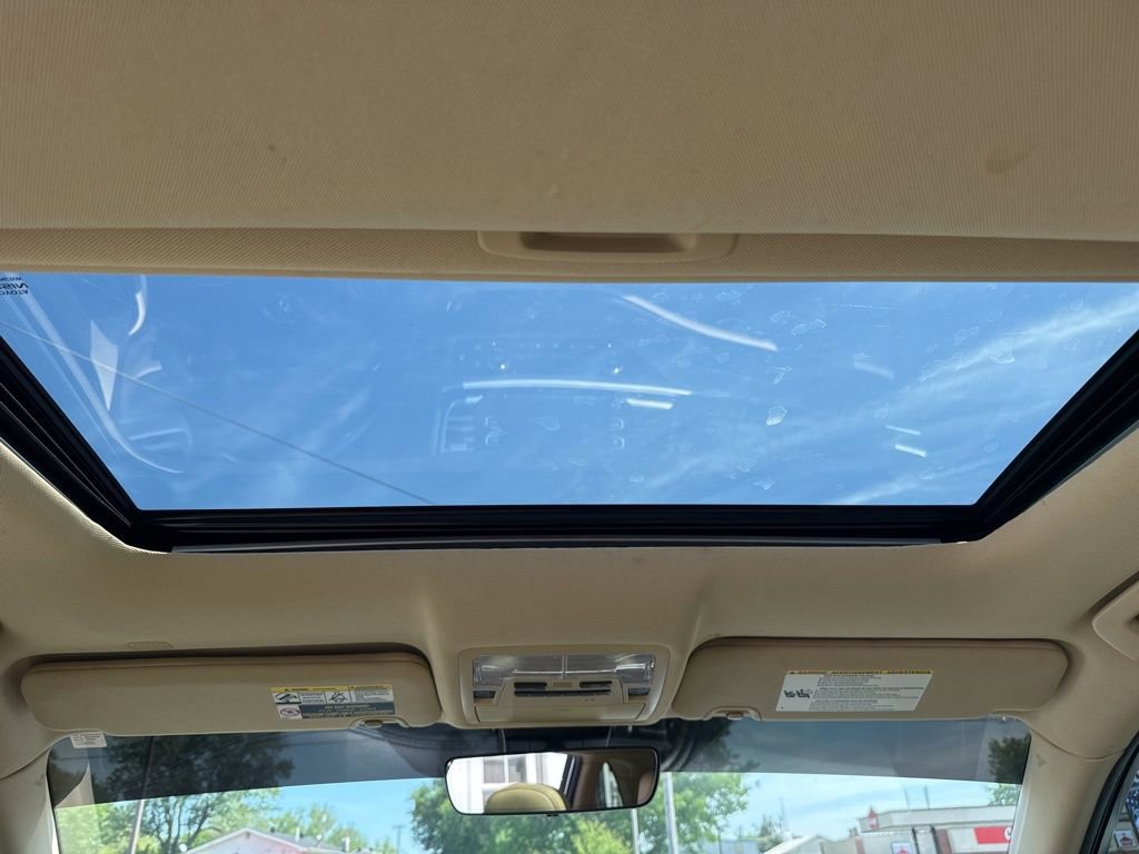 Used 2019 Toyota Highlander XLE AWD/4WD image 14