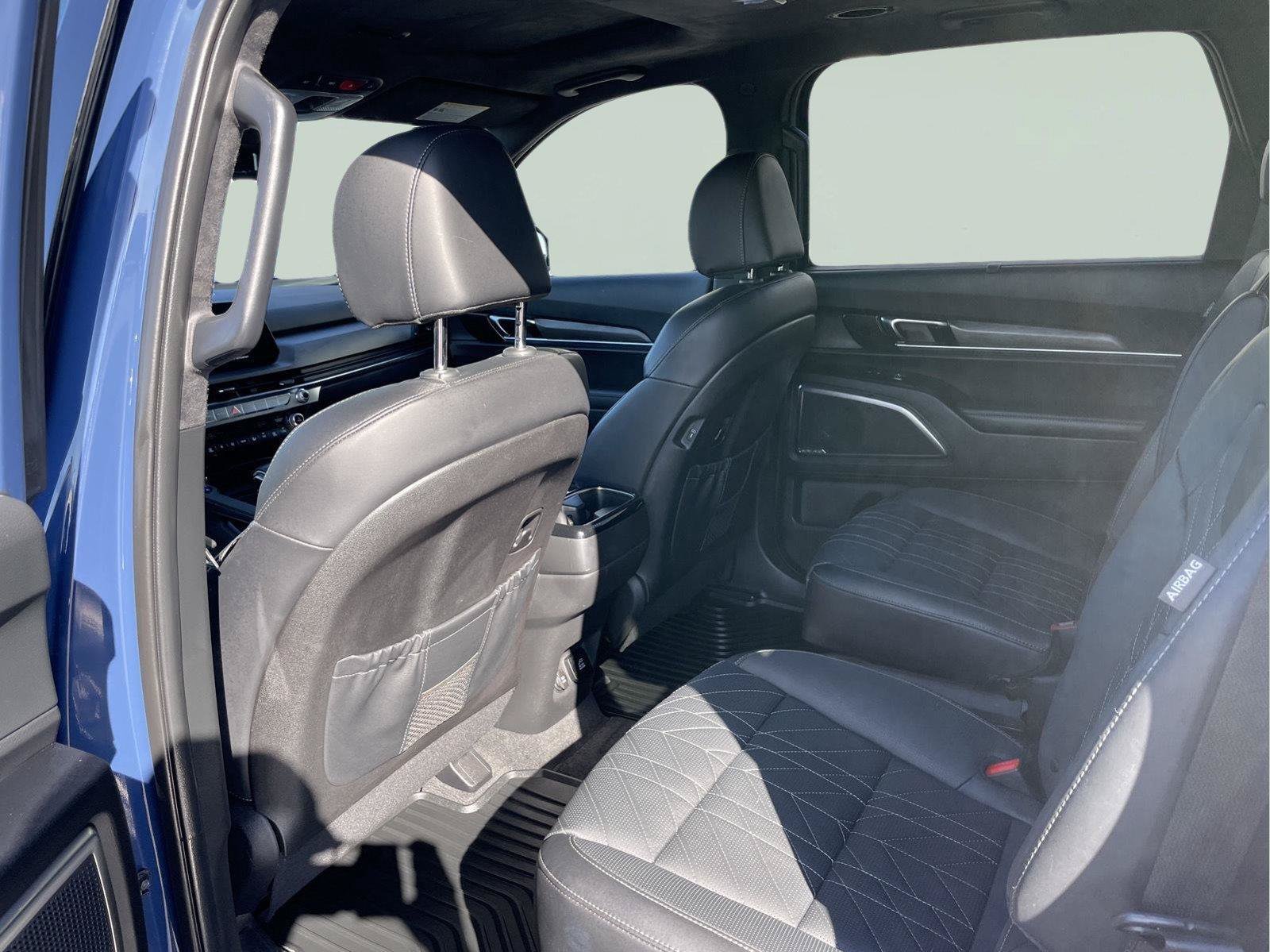 Used 2024 Kia Telluride SX Prestige X-Line AWD/4WD image 17