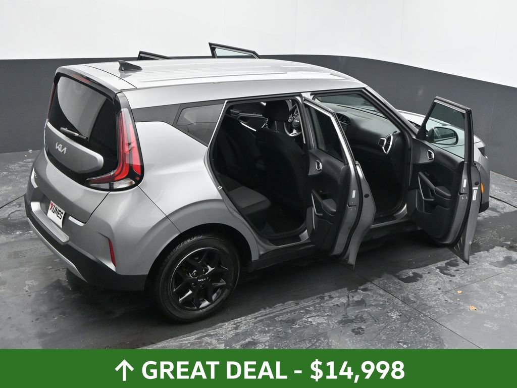 Used 2023 Kia Soul LX w/ Option Group 015 image 64
