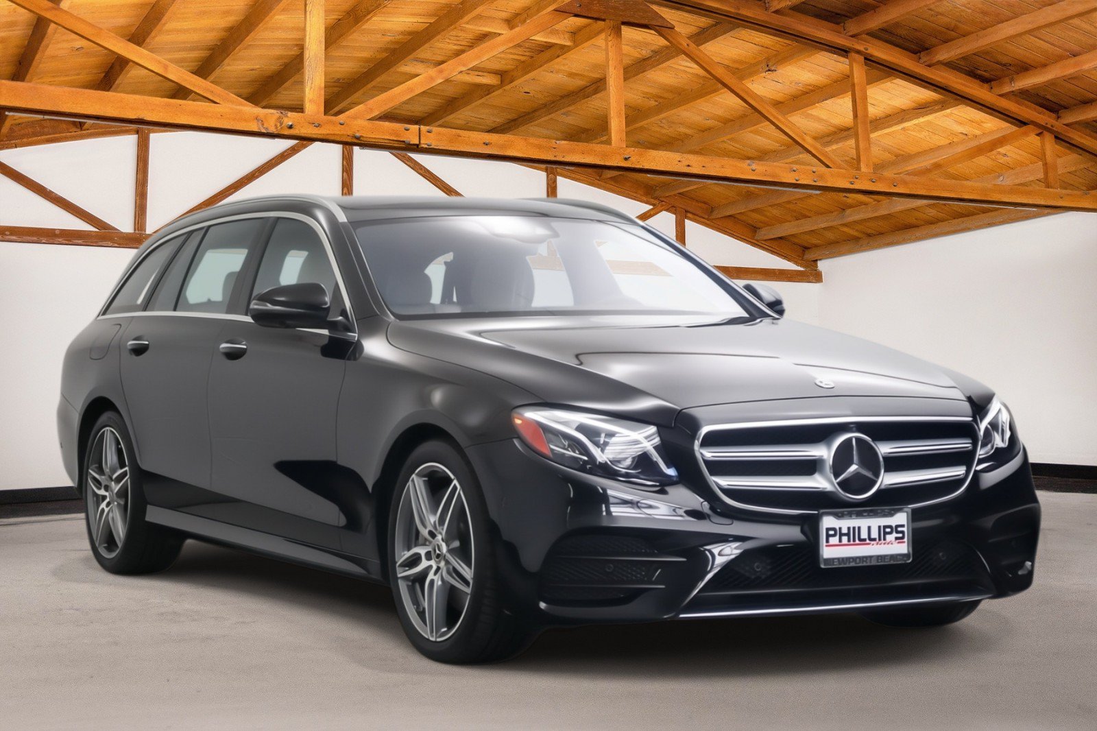 Used 2019 Mercedes-Benz E 450 4MATIC Wagon image 3