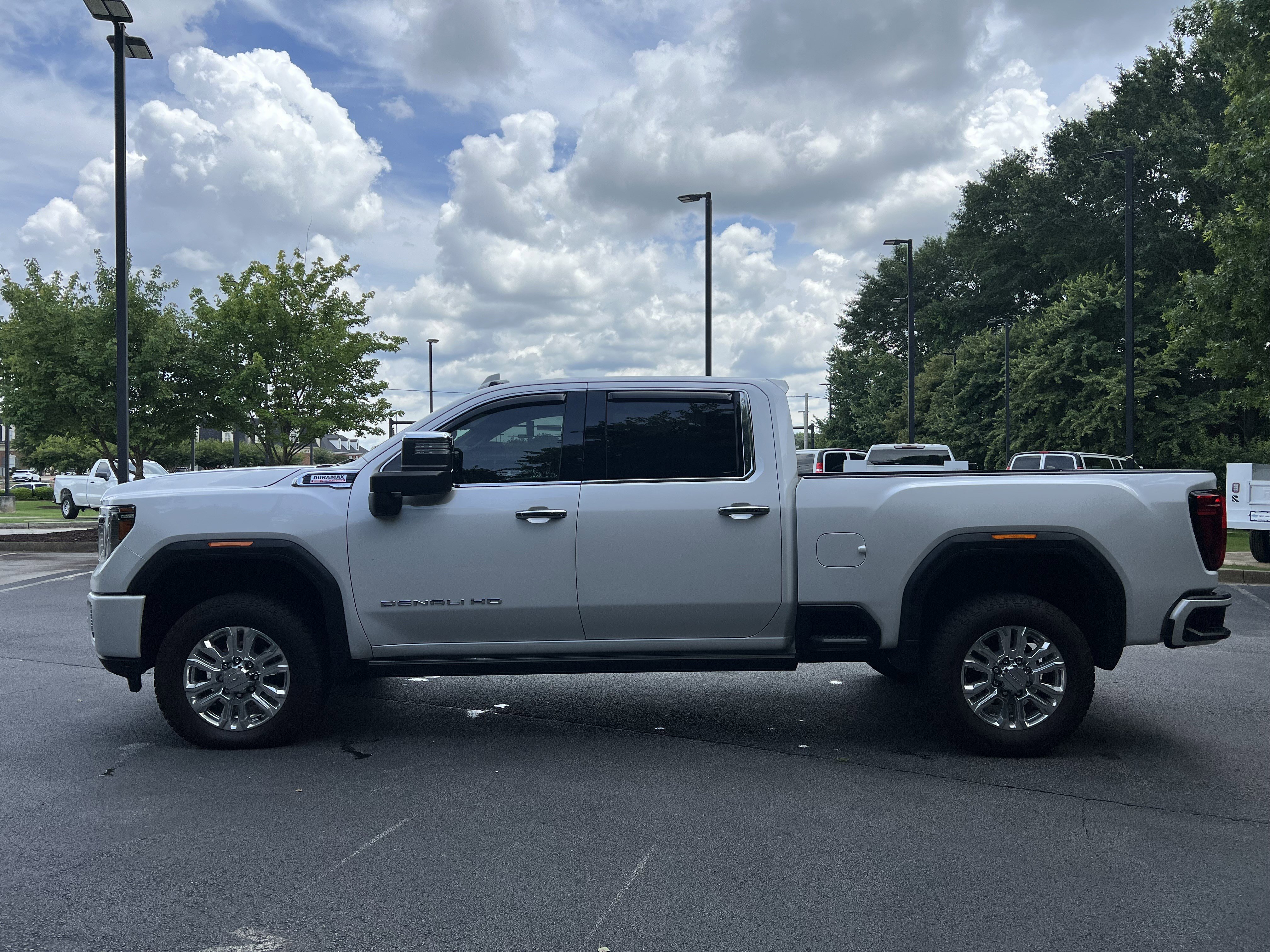 Used 2022 GMC Sierra 2500 Denali w/ Denali Ultimate Package AWD/4WD image 6
