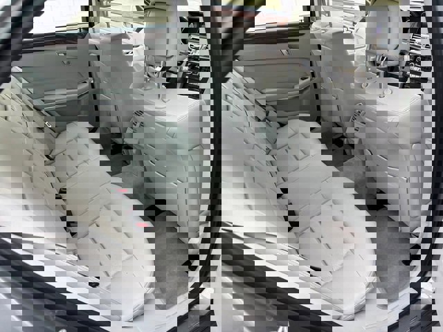 Used 2014 Mercedes-Benz E 350 Sedan w/ Premium 1 Package image 36