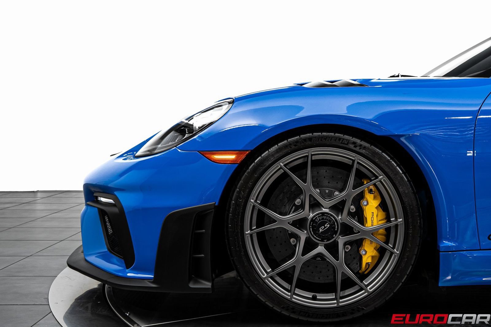 Used 2023 Porsche 718 Cayman GT4 RS RWD image 16