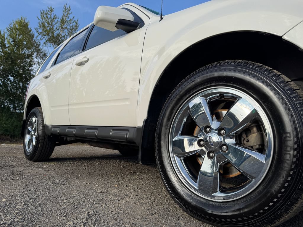 Used 2011 Ford Escape Limited w/ 302A Rapid Spec Order Code AWD/4WD image 46