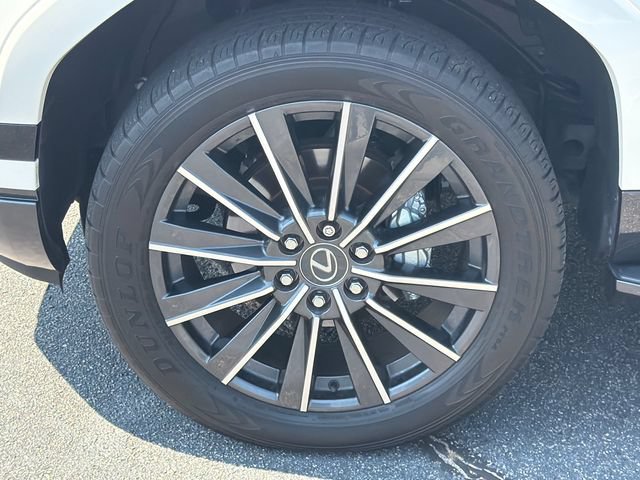 Used 2024 Lexus GX 550 w/ Accessory Package (Z1) AWD/4WD image 13