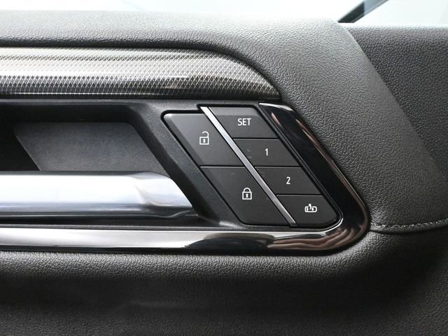 Used 2025 GMC Sierra 1500 AT4 w/ AT4 Premium Package image 25