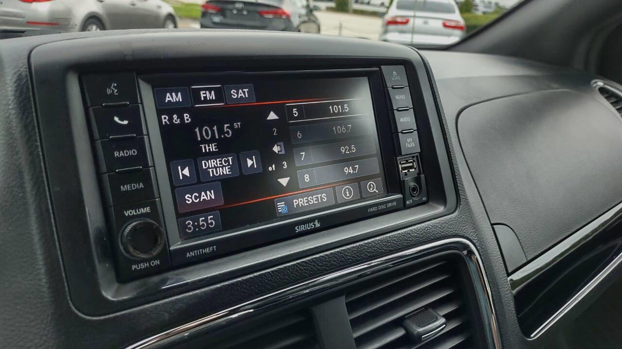 Used 2019 Dodge Grand Caravan SXT image 20