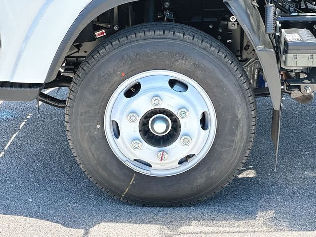 New 2024 Chevrolet Low Cab Forward RWD image 28