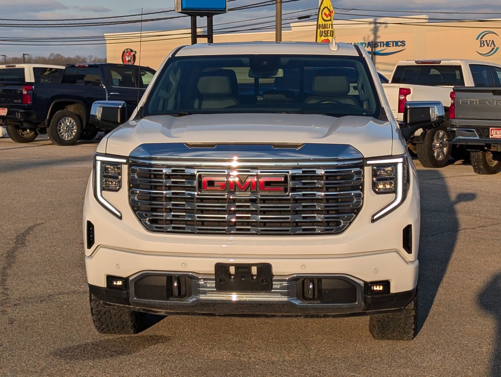 Used 2022 GMC Sierra 1500 Denali image 8