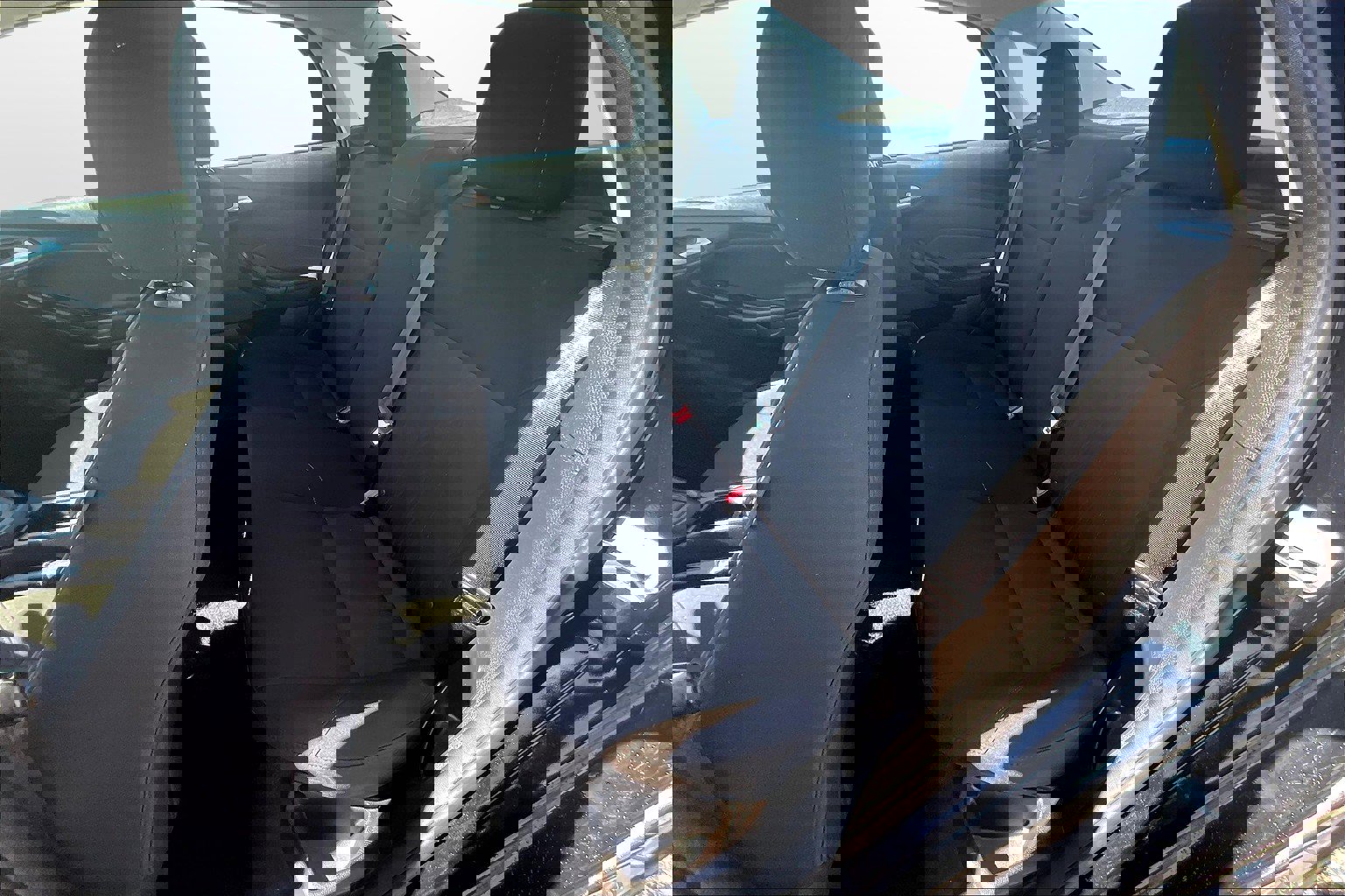 Used 2017 Ford Focus SE image 18