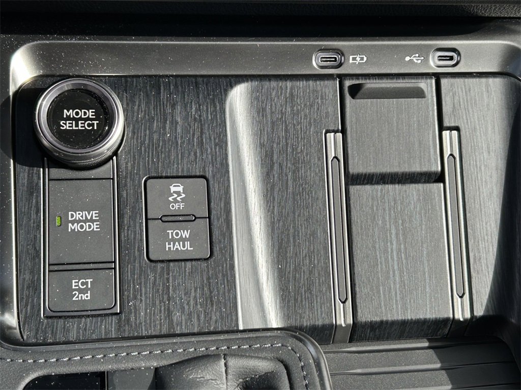 Used 2025 Lexus GX 550 image 27