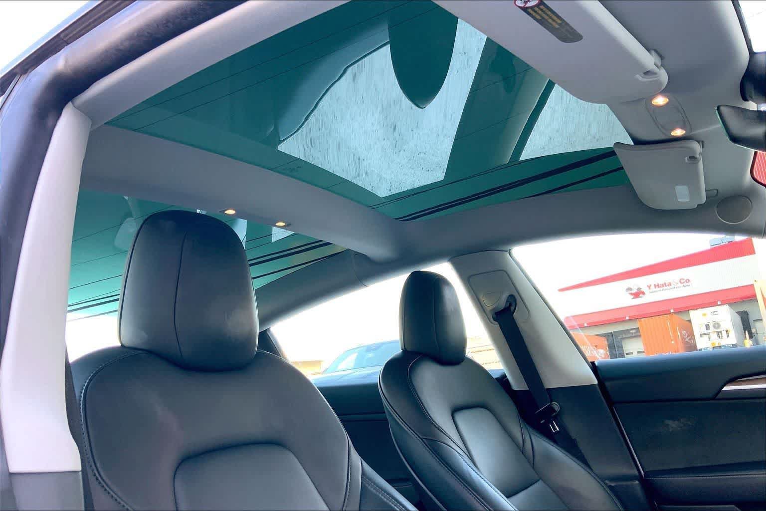 Used 2021 Tesla Model 3 Standard Range Plus RWD image 30