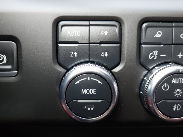 Used 2025 GMC Sierra 2500 Denali Ultimate AWD/4WD image 17