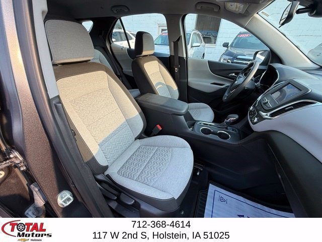 Used 2022 Chevrolet Equinox LS AWD/4WD image 14