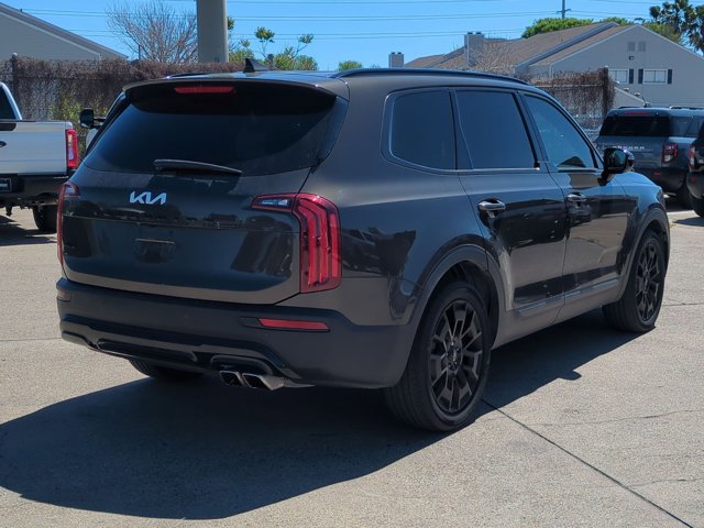 Used 2022 Kia Telluride SX w/ SX Prestige Package image 5