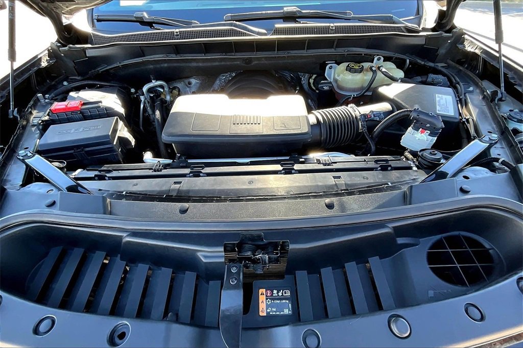 Used 2021 Chevrolet Suburban High Country image 9