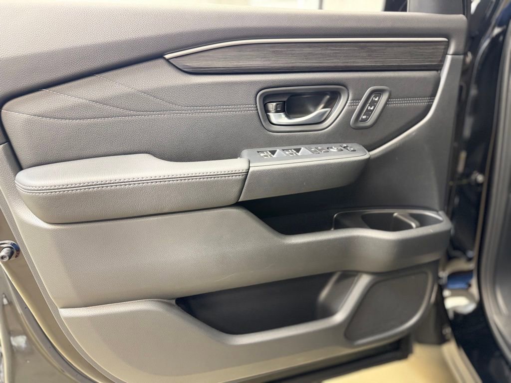 New 2026 Honda Pilot Touring image 8