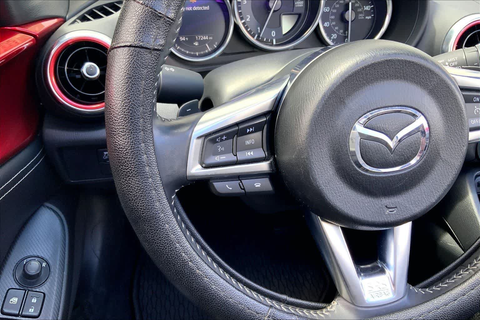 Used 2023 MAZDA MX-5 Miata Grand Touring w/ Weather Package RWD image 23