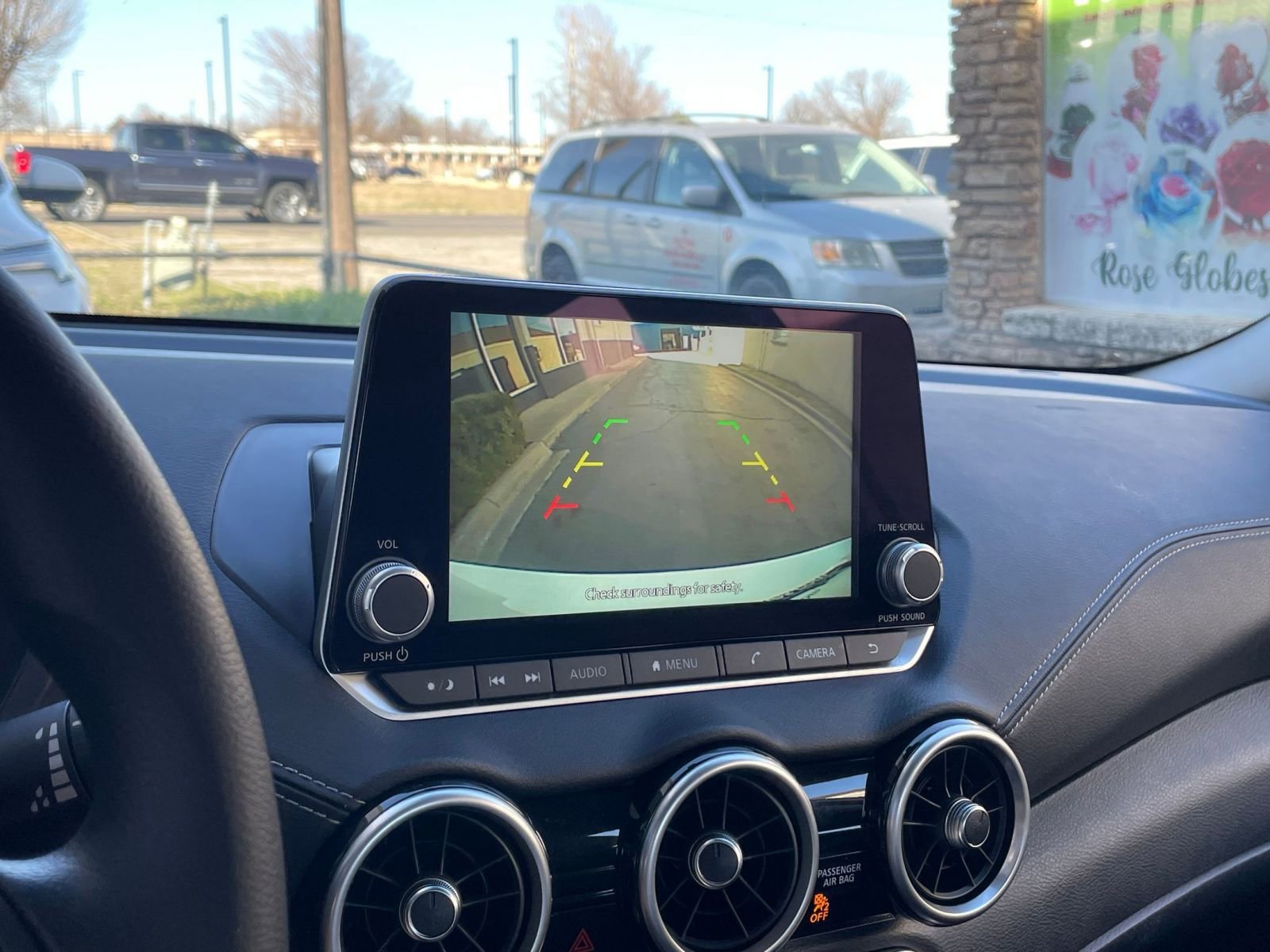 Used 2025 Nissan Sentra SV image 22