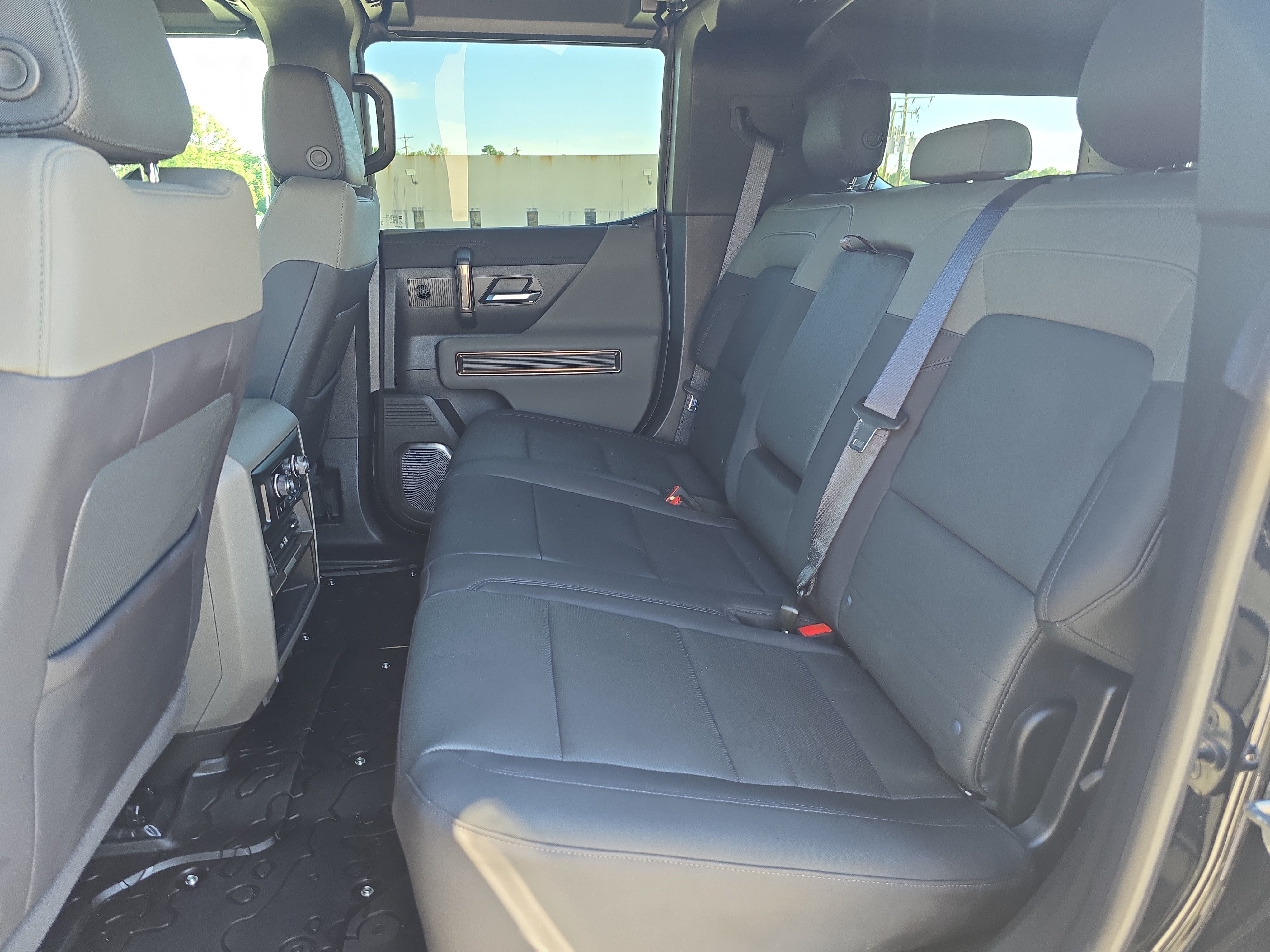 Used 2024 GMC Hummer EV 3X w/ Extreme Off-Road Package AWD/4WD image 14
