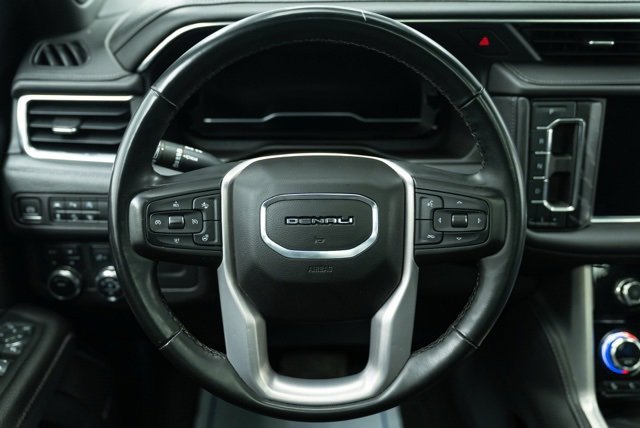 Used 2023 GMC Yukon XL Denali image 21
