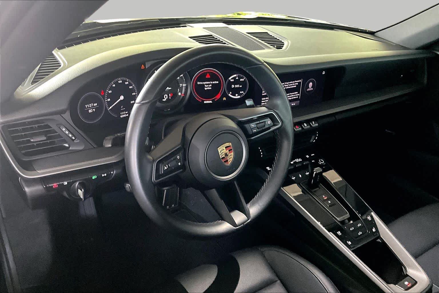 Used 2024 Porsche 911 Carrera RWD image 16