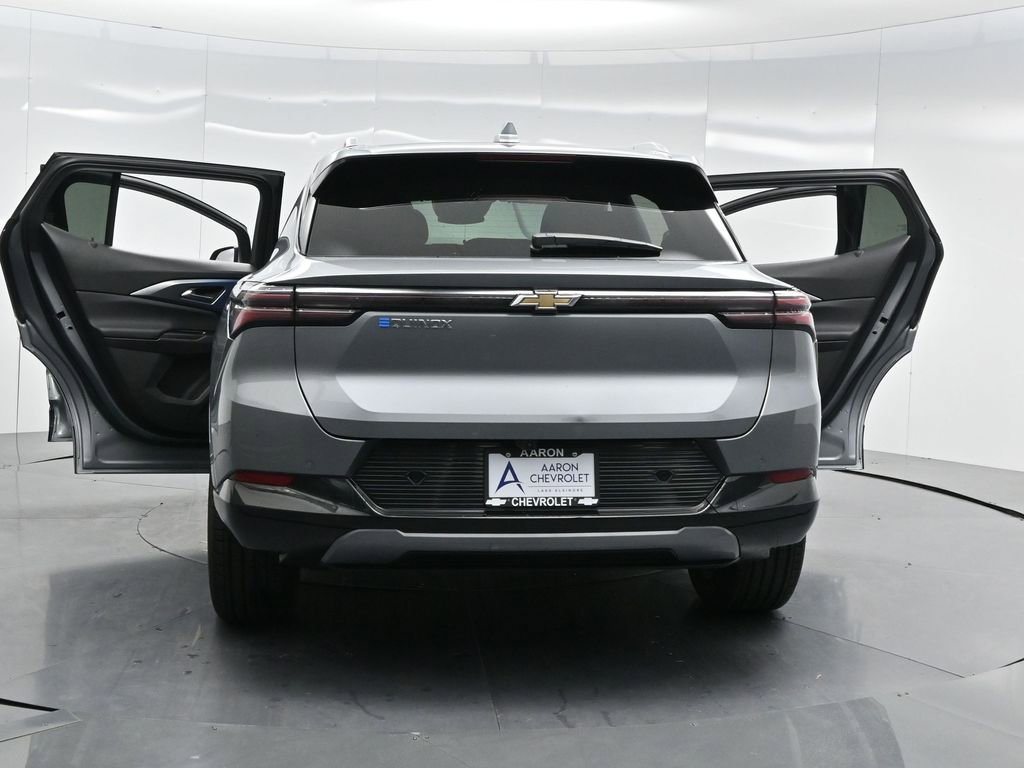 Used 2025 Chevrolet Equinox EV LT w/ Convenience Package image 50