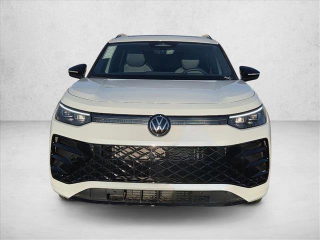 New 2026 Volkswagen Tiguan SE R-Line FWD image 6