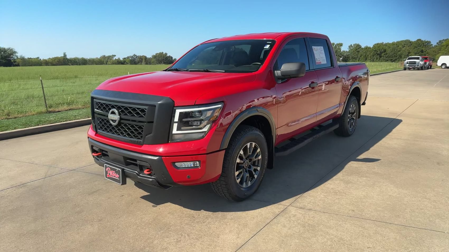 Used 2022 Nissan Titan PRO-4X w/ Pro-4x Utility Package AWD/4WD image 3