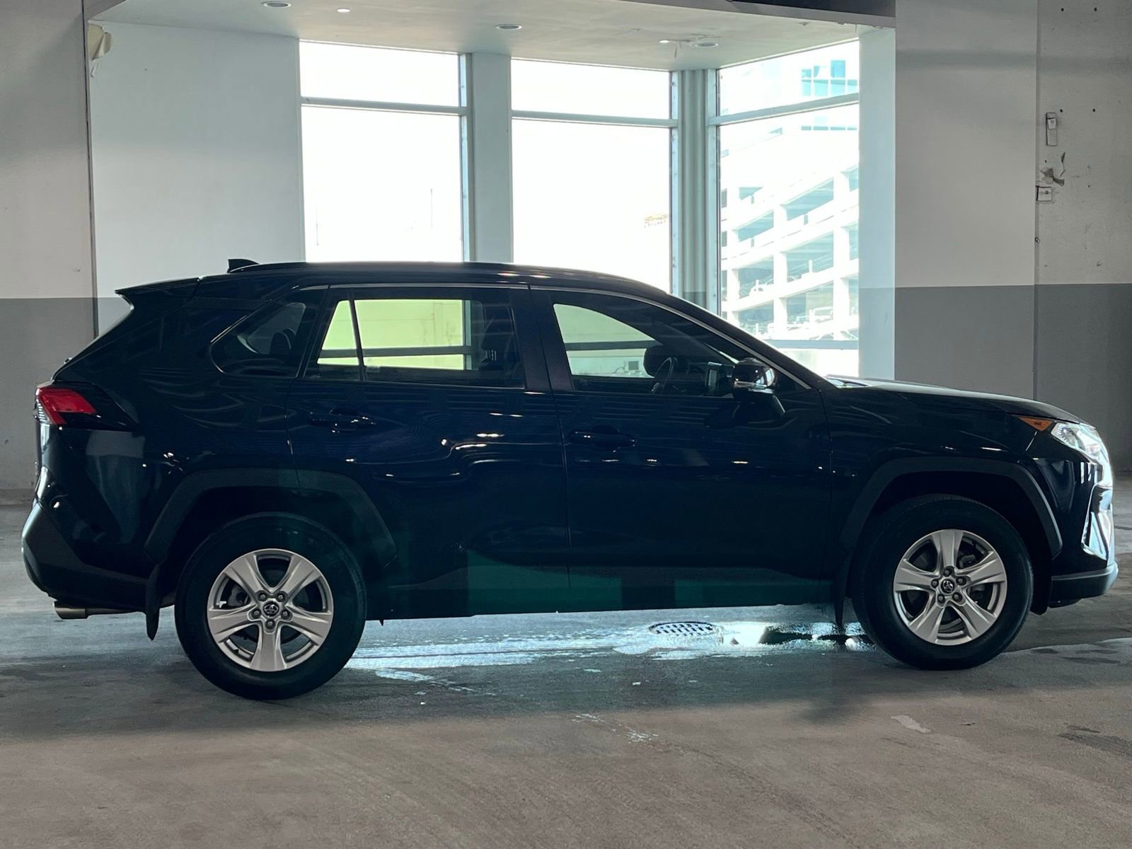 Used 2020 Toyota RAV4 XLE w/ All Weather Liner Package image 12